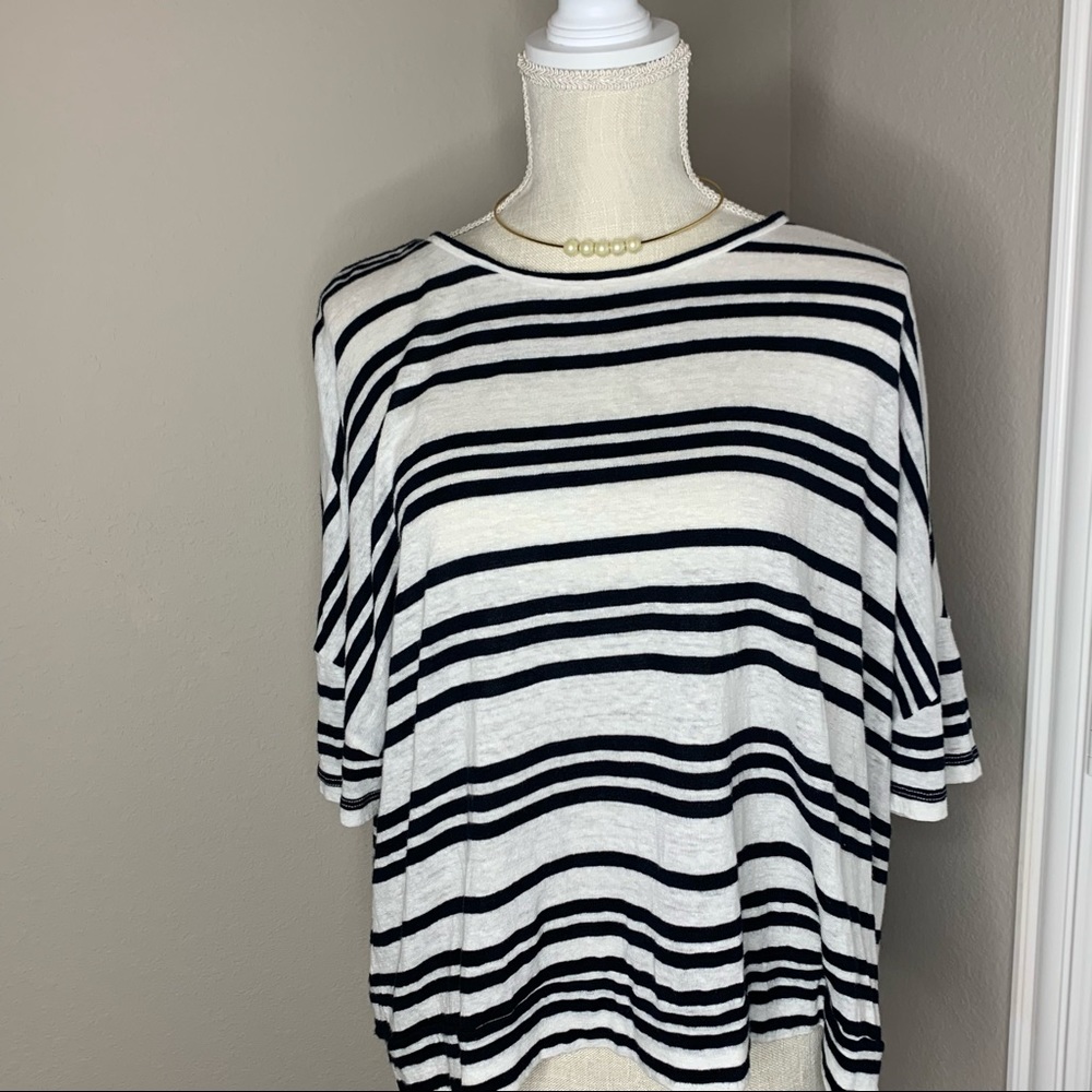 Alice + Olivia Black and White Stripe Top Size Large
